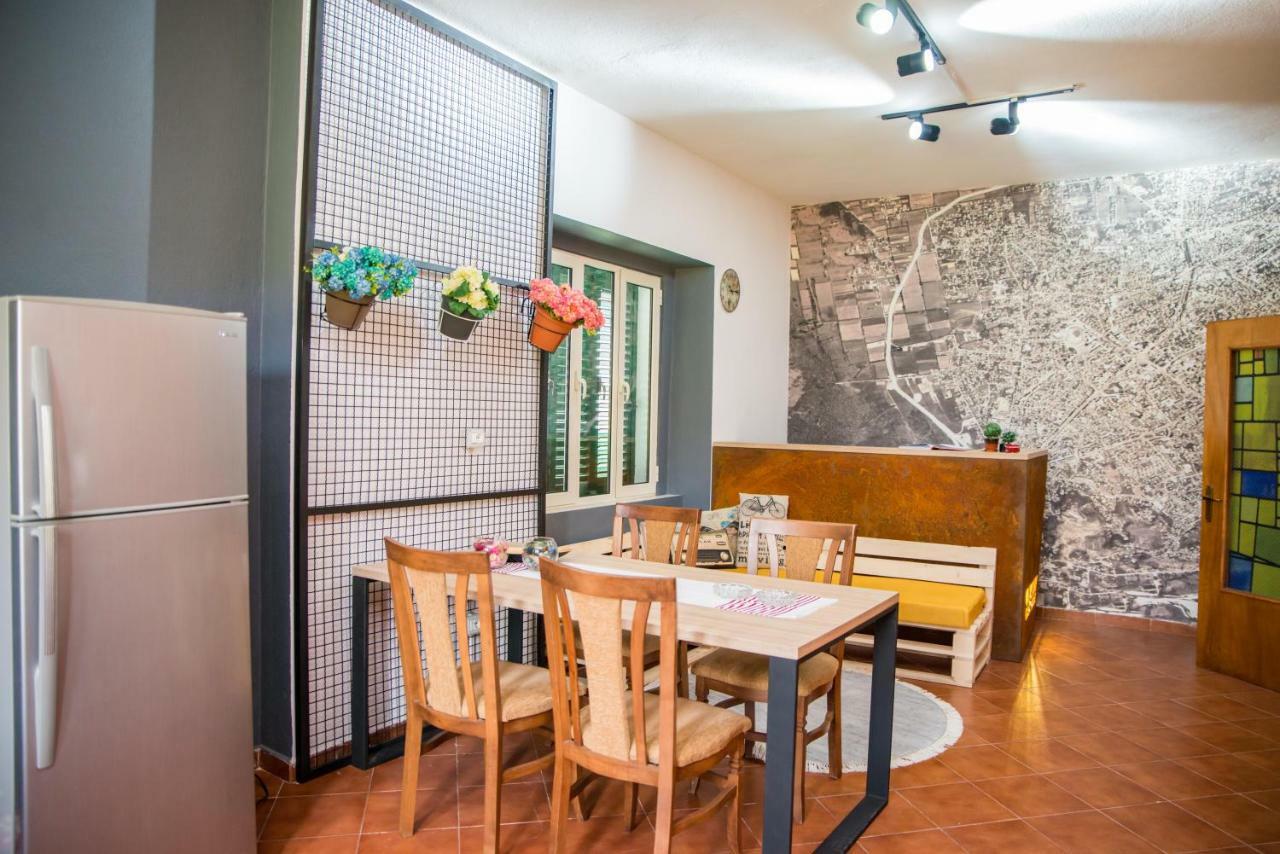 Our Way Guest House & Hostel Shkodra Exterior foto